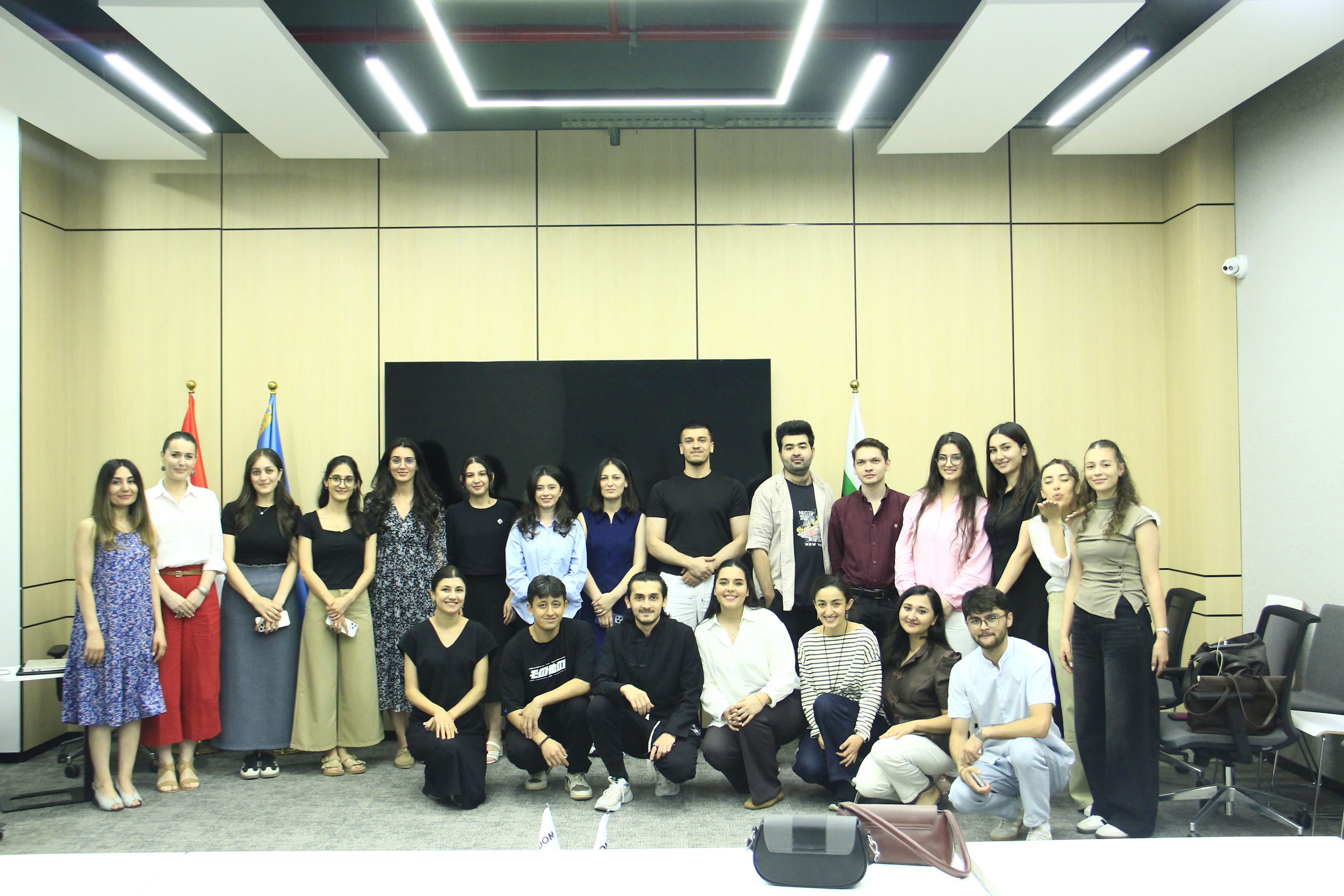 UCA Alumni Gather in Dushanbe for Networking Evening