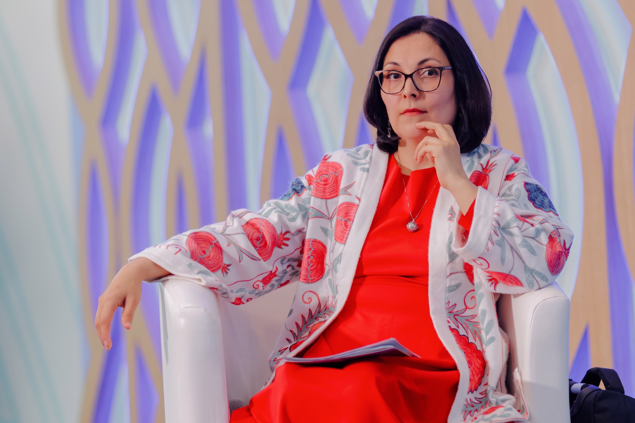 678782194 986146147254513 947695872443895348 N