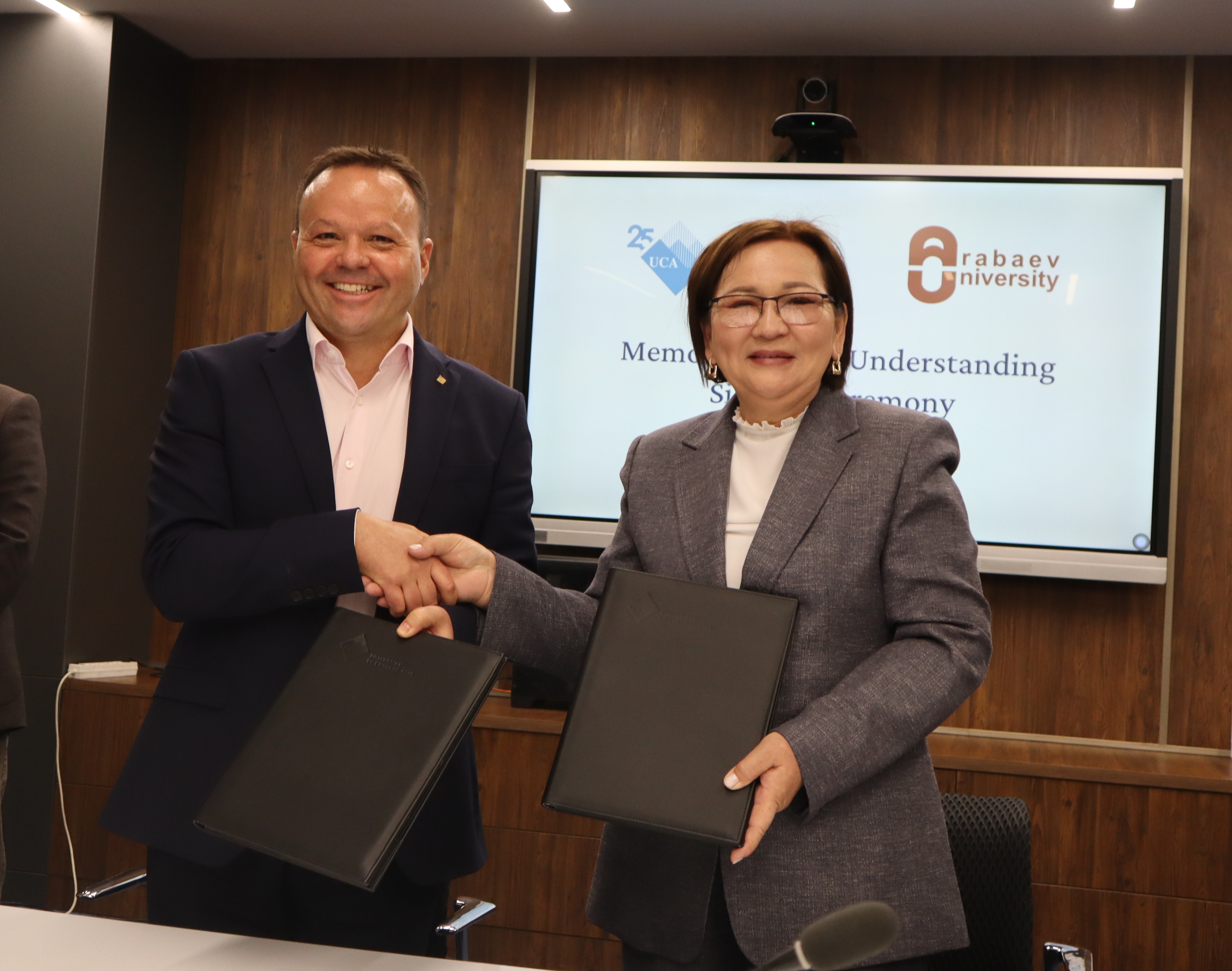 University of Central Asia and Kyrgyz State University named after I. Arabaev Enhance Academic Cooperation